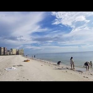 Meet your Posher, Esperanza